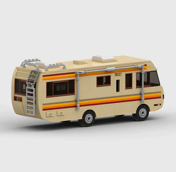 Fleetwood Bounder [Breaking Bad] | CubicCars